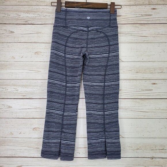 Lululemon Gather & Crow Crop II Womens Size 2 Cyber Black Deep Coal High Rise - Picture 2 of 10